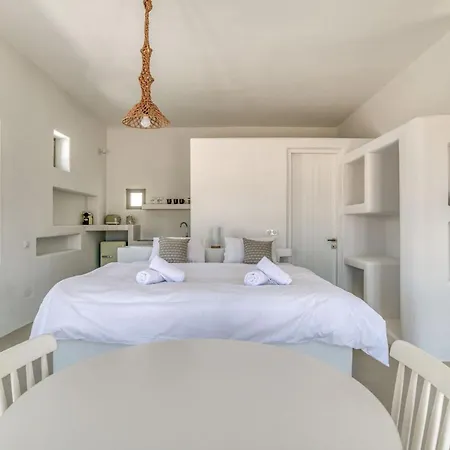 Lil Paros Aprt.3 * Dhragoulas